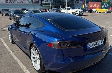 Лифтбек Tesla Model S 2017 в Одессе