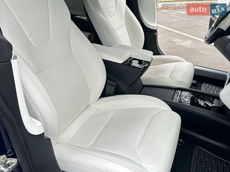 Лифтбек Tesla Model S 2017 в Одессе