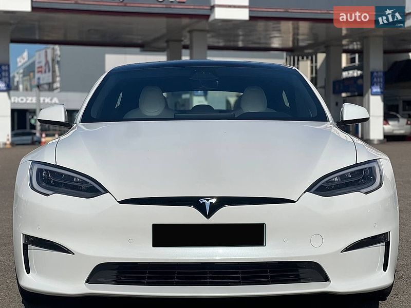 Ліфтбек Tesla Model S 2021 в Одесі