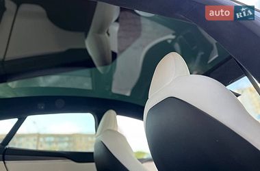 Ліфтбек Tesla Model S 2021 в Одесі