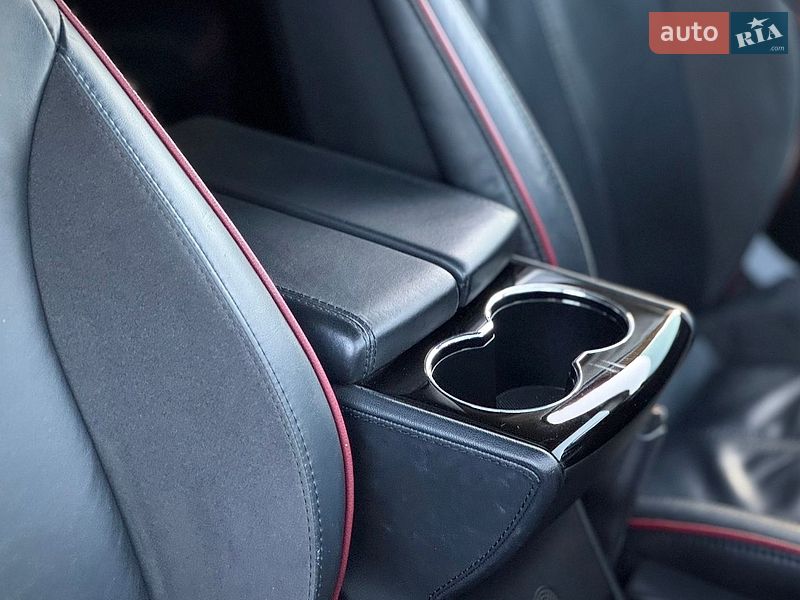 Лифтбек Tesla Model S 2013 в Дрогобыче