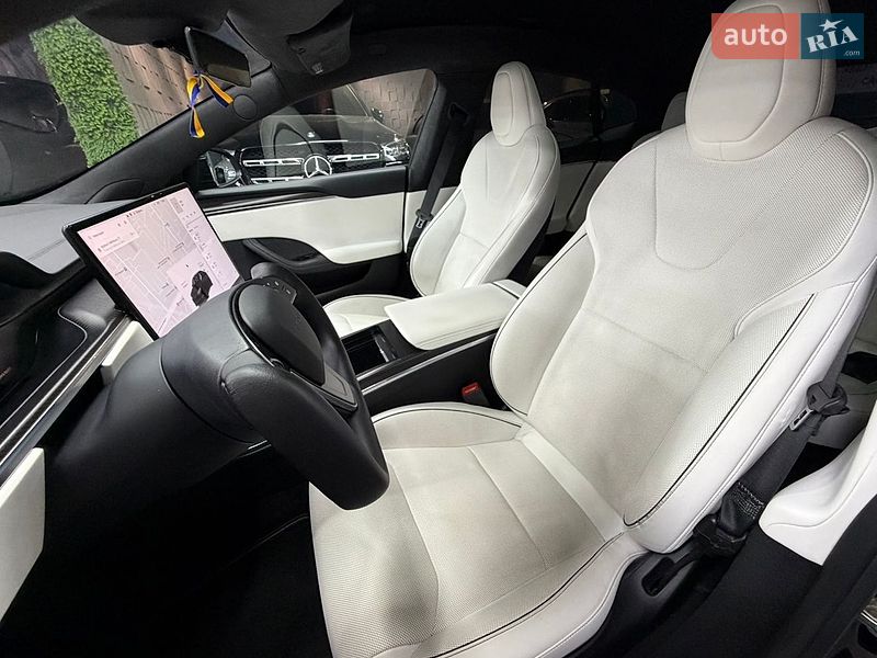 Лифтбек Tesla Model S 2023 в Одессе