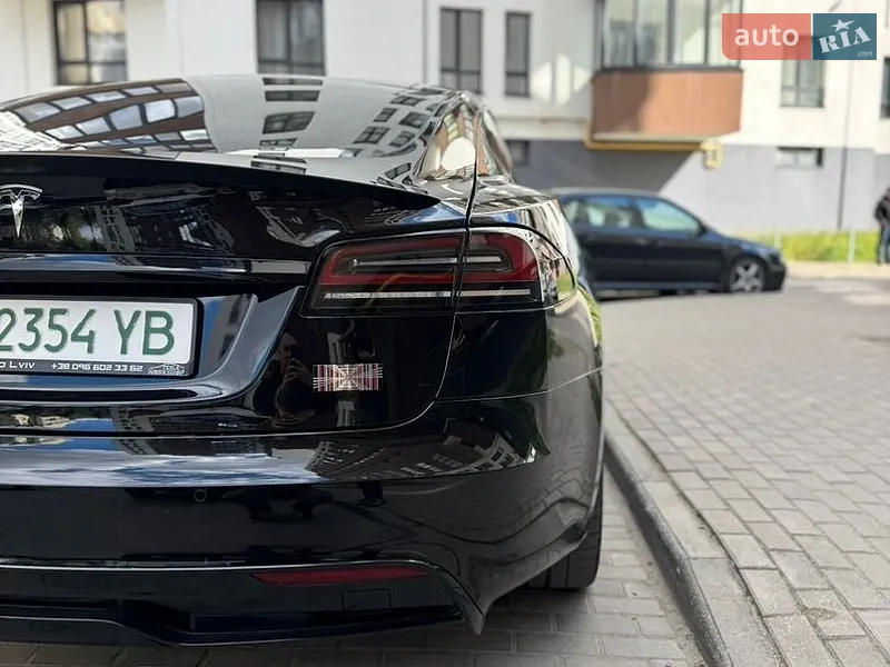Tesla Model S 2022
