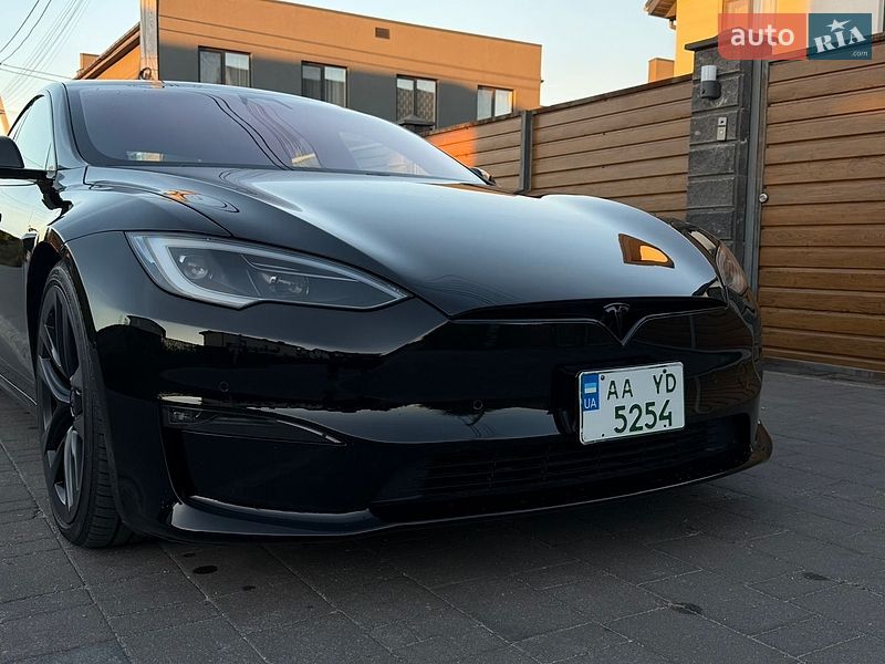 Ліфтбек Tesla Model S 2023 в Києві