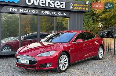 Лифтбек Tesla Model S 2016 в Хмельницком Лифтбек Tesla Model S 2016 в Хмельницком
