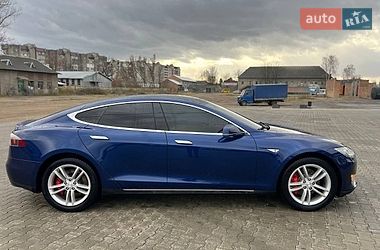 Ліфтбек Tesla Model S 2015 в Львові фото 7 Ліфтбек Tesla Model S 2015 в Львові
