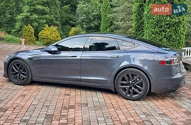 Лифтбек Tesla Model S 2021 в Коломые