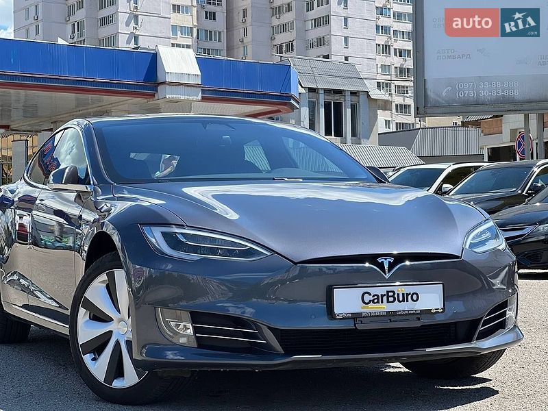 Tesla Model S 2020 Tesla Model S 2020