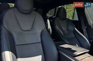 Ліфтбек Tesla Model S 2021 в Дніпрі фото 12 Ліфтбек Tesla Model S 2021 в Дніпрі