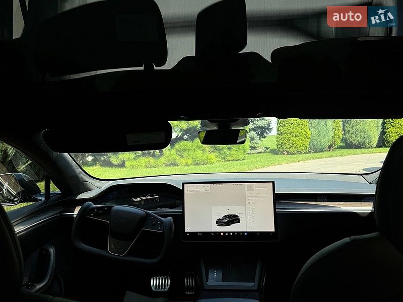 Ліфтбек Tesla Model S 2021 в Дніпрі фото 16 Ліфтбек Tesla Model S 2021 в Дніпрі
