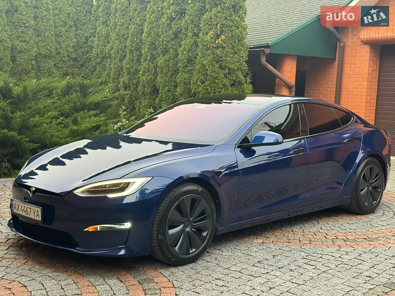 Tesla Model S