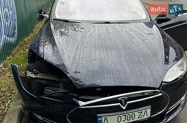 Ліфтбек Tesla Model S 2014 в Києві