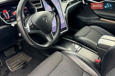 Лифтбек Tesla Model S 2018 в Львове