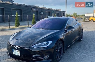 Лифтбек Tesla Model S 2019 в Ивано-Франковске