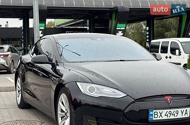 Лифтбек Tesla Model S 2015 в Хмельницком фото 7 Лифтбек Tesla Model S 2015 в Хмельницком