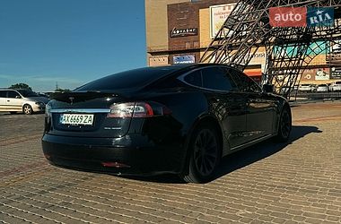 Ліфтбек Tesla Model S 2020 в Харкові