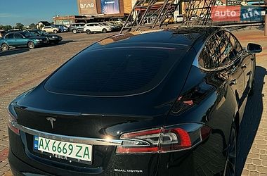 Ліфтбек Tesla Model S 2020 в Харкові
