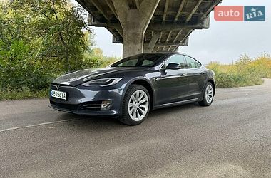 Ліфтбек Tesla Model S 2020 в Дніпрі