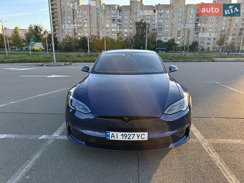 Лифтбек Tesla Model S 2021 в Киеве