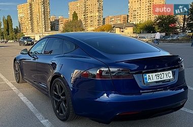 Лифтбек Tesla Model S 2021 в Киеве