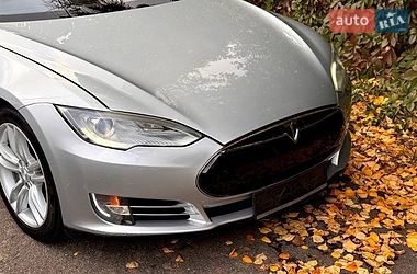 Лифтбек Tesla Model S 2012 в Одессе
