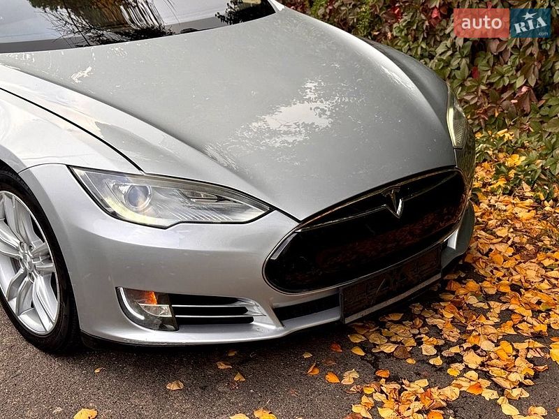 Лифтбек Tesla Model S 2012 в Одессе
