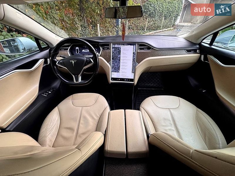 Лифтбек Tesla Model S 2012 в Одессе