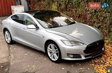 Лифтбек Tesla Model S 2012 в Одессе