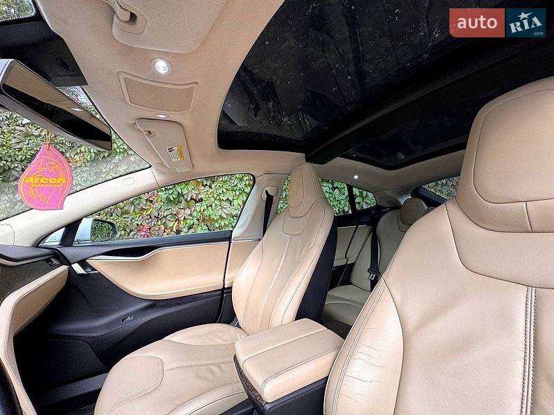 Лифтбек Tesla Model S 2012 в Одессе