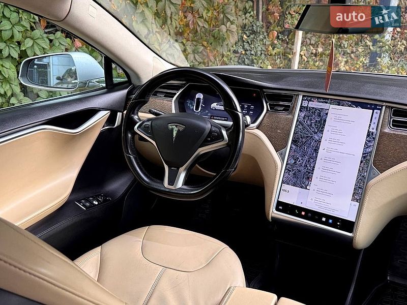 Лифтбек Tesla Model S 2012 в Одессе