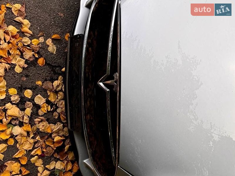Лифтбек Tesla Model S 2012 в Одессе