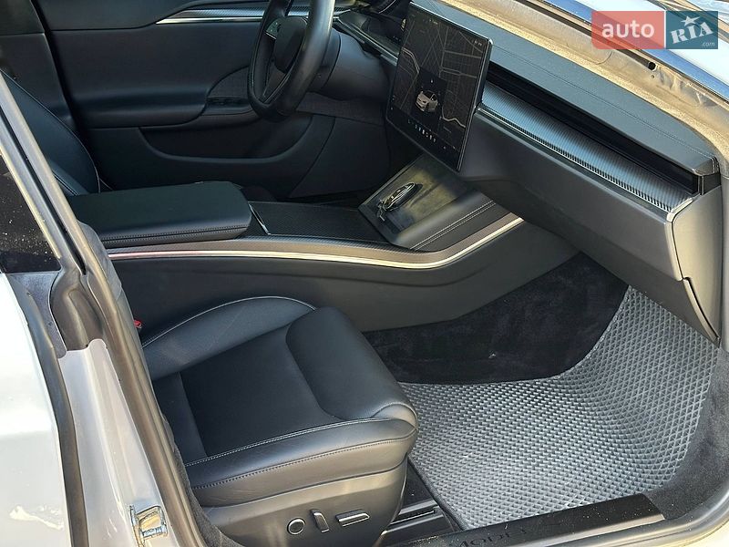 Ліфтбек Tesla Model S 2021 в Києві