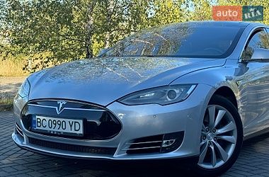 Ліфтбек Tesla Model S 2013 в Дрогобичі
