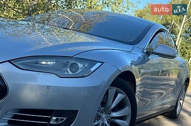 Ліфтбек Tesla Model S 2013 в Дрогобичі