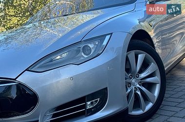 Лифтбек Tesla Model S 2013 в Дрогобыче