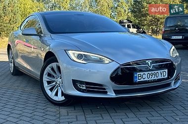 Лифтбек Tesla Model S 2013 в Дрогобыче