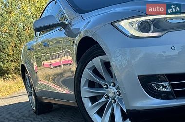 Ліфтбек Tesla Model S 2013 в Дрогобичі