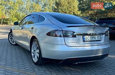Ліфтбек Tesla Model S 2013 в Дрогобичі