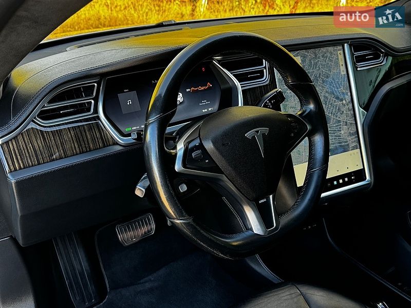Ліфтбек Tesla Model S 2013 в Дрогобичі
