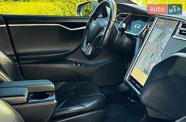 Ліфтбек Tesla Model S 2013 в Дрогобичі