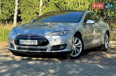 Ліфтбек Tesla Model S 2013 в Дрогобичі