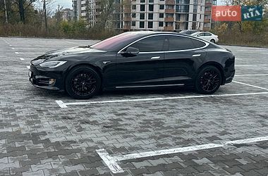 Лифтбек Tesla Model S 2018 в Хмельницком