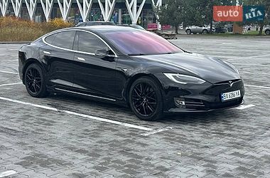 Лифтбек Tesla Model S 2018 в Хмельницком
