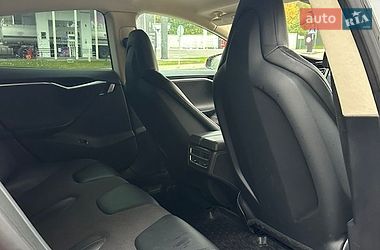 Лифтбек Tesla Model S 2014 в Буче