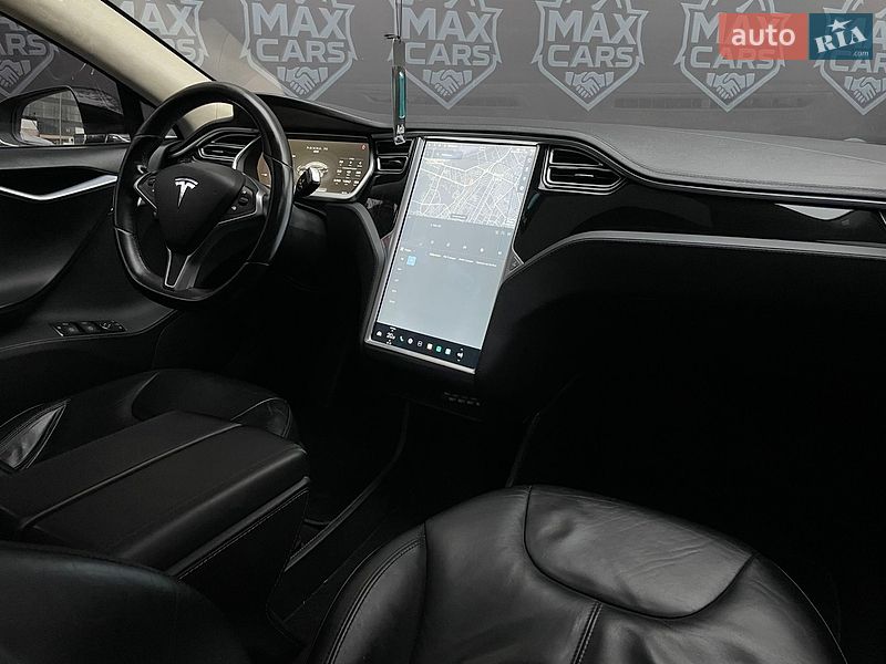 Лифтбек Tesla Model S 2014 в Киеве