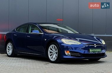 Ліфтбек Tesla Model S 2018 в Києві