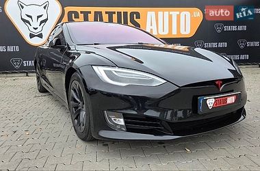 Ліфтбек Tesla Model S 2017 в Хмельницькому