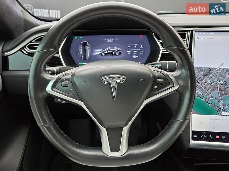 Ліфтбек Tesla Model S 2017 в Хмельницькому