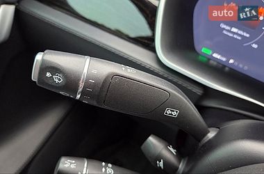 Ліфтбек Tesla Model S 2017 в Хмельницькому