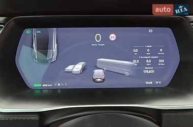Ліфтбек Tesla Model S 2017 в Хмельницькому